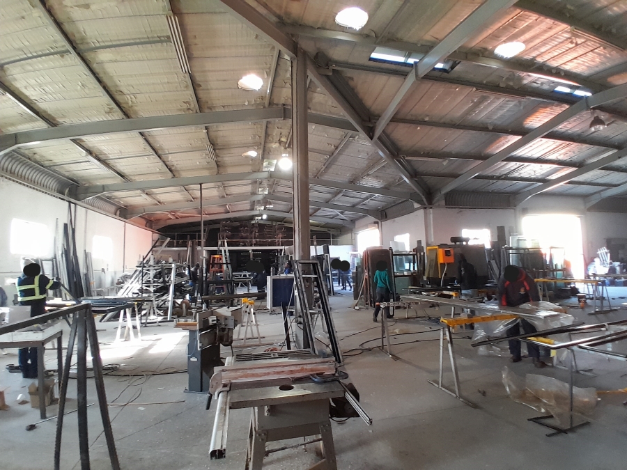 Commercial Property for Sale in Oos Einde North West